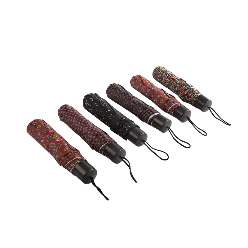 Günlük Ölçeklenebilir Polyetser Gümüş Kaplamalı Üç Katlı Şemsiye-0E6B0523